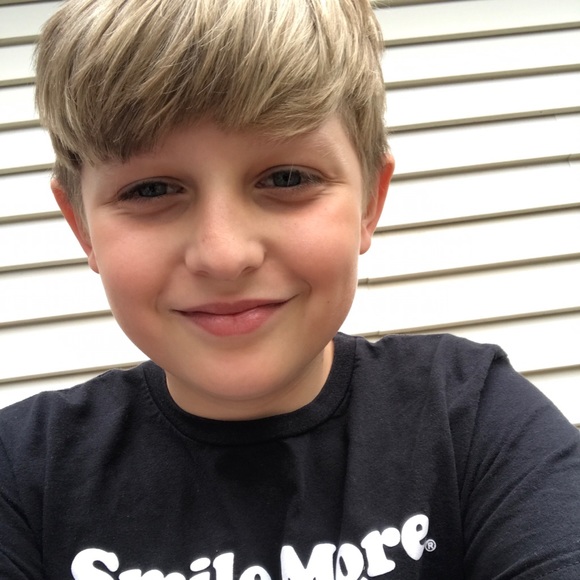 Meet your Posher, Lucas - Picture 1 of 1